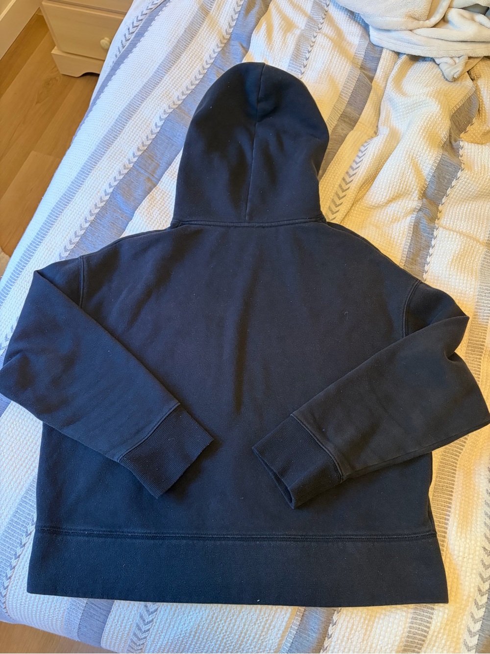 Zara Women's Black Hoodie - Picture 3 of 4